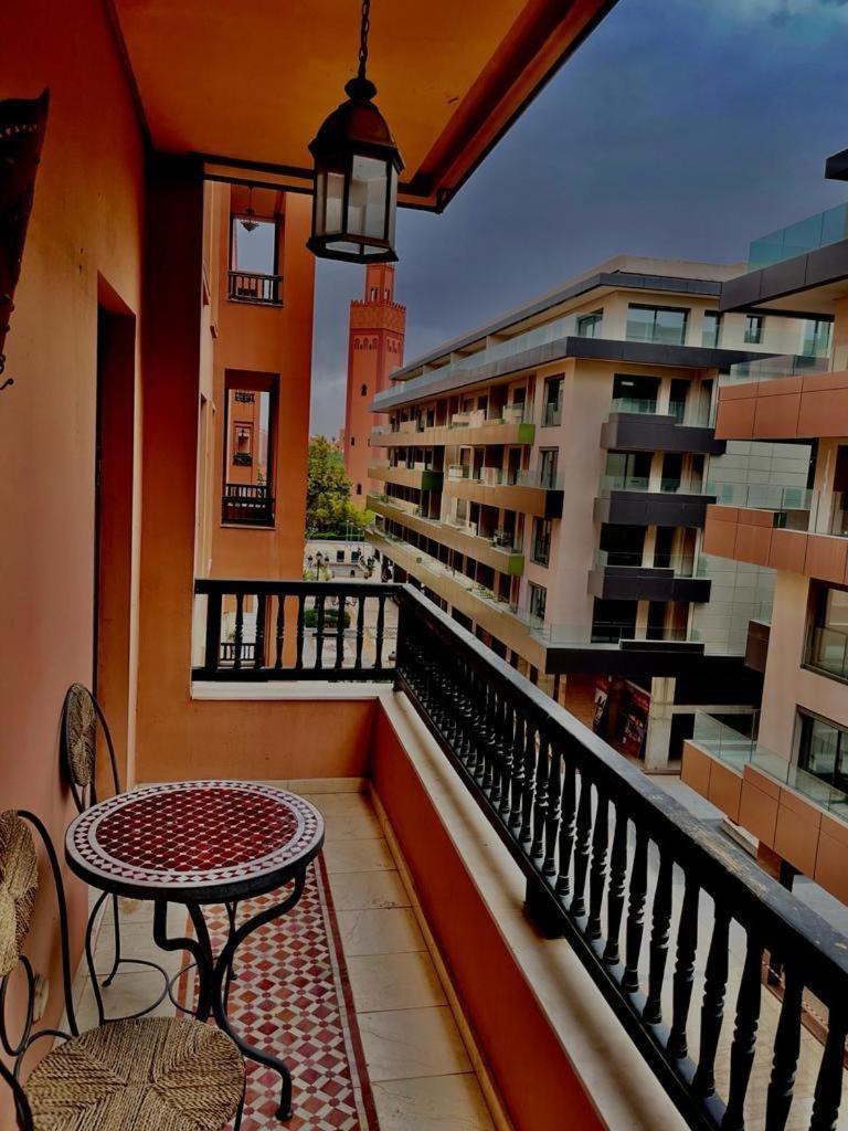 Appartement Haut Standing Gueliz Plaza Marrakesh Exteriör bild