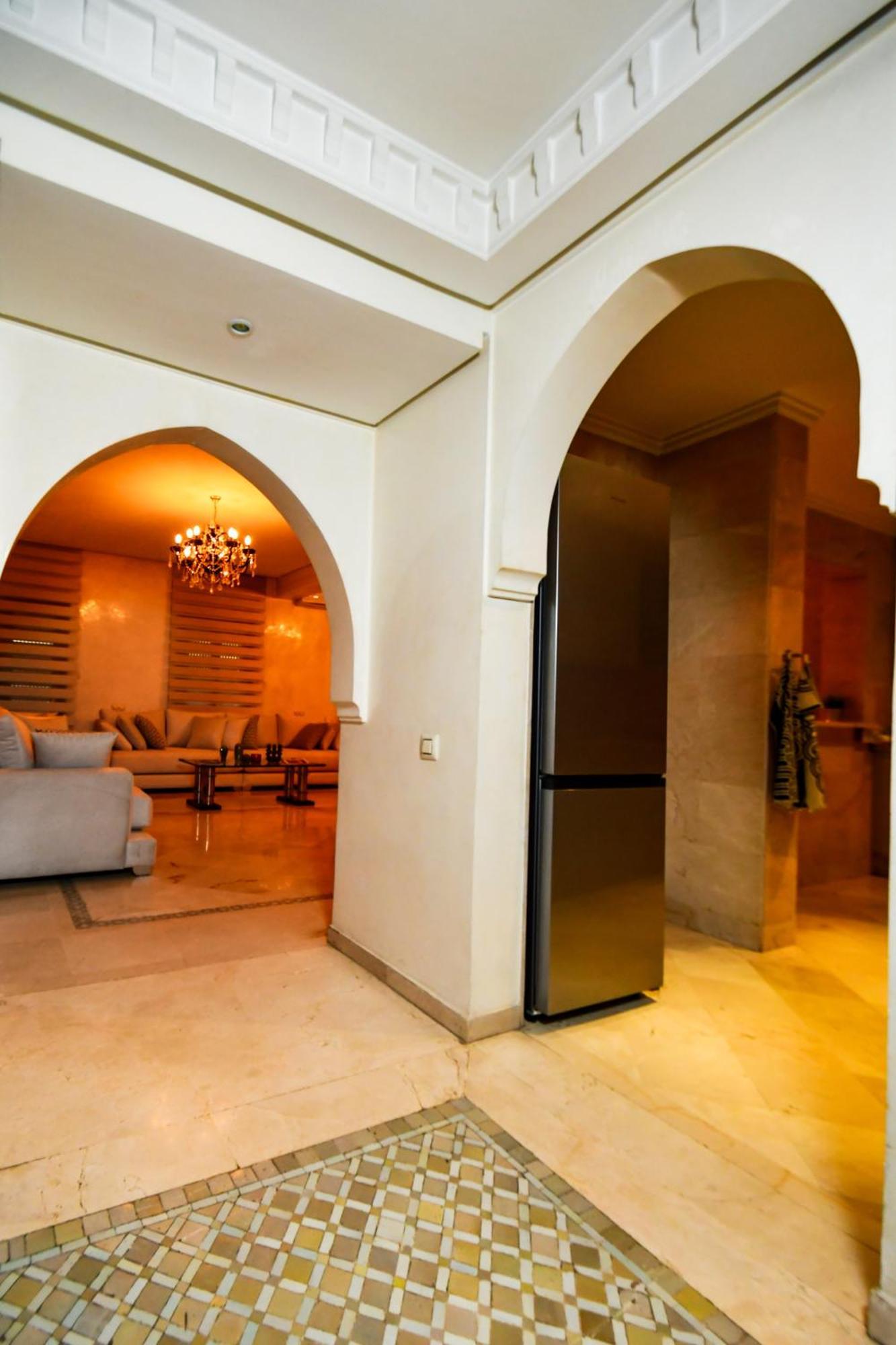 Appartement Haut Standing Gueliz Plaza Marrakesh Exteriör bild