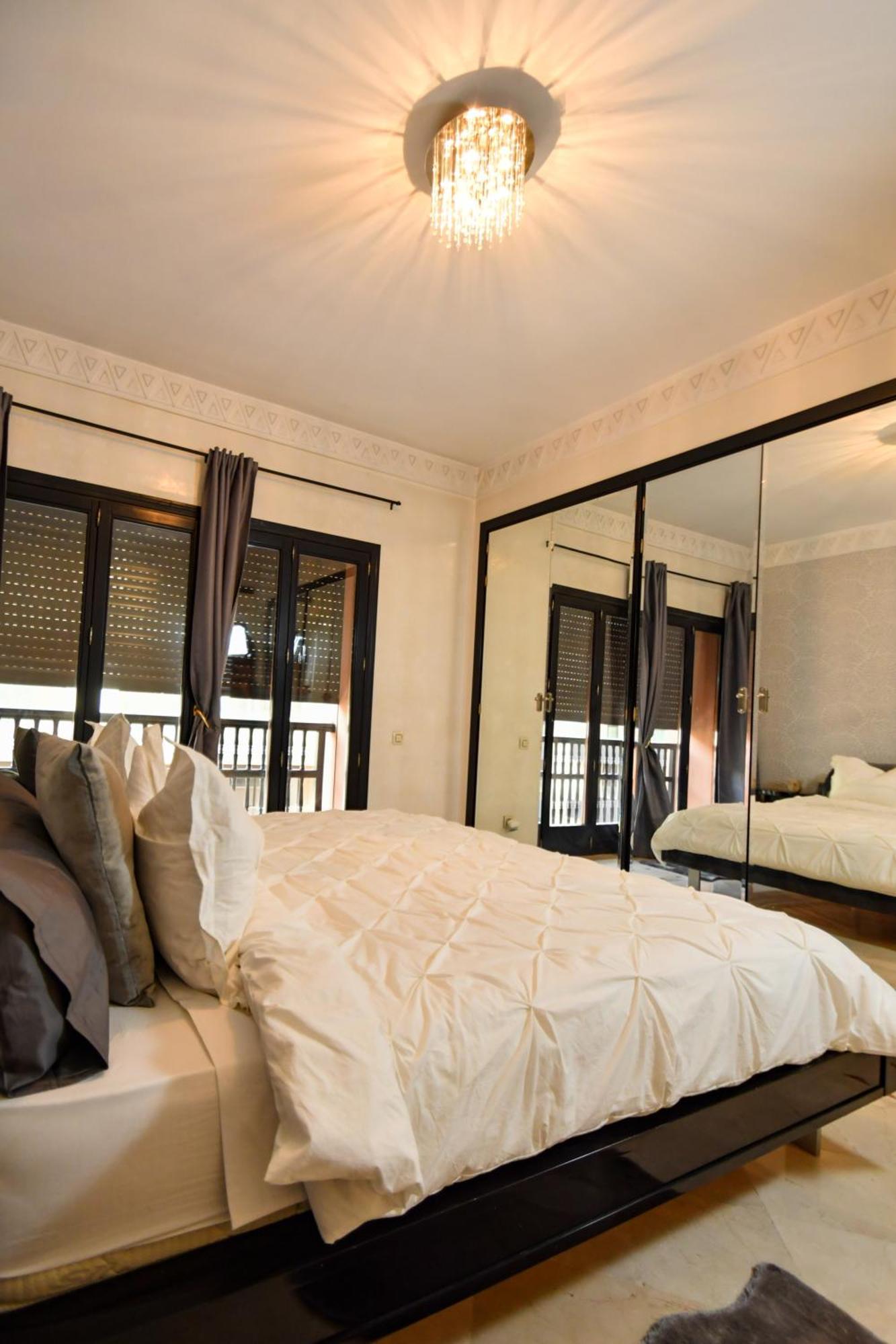 Appartement Haut Standing Gueliz Plaza Marrakesh Exteriör bild